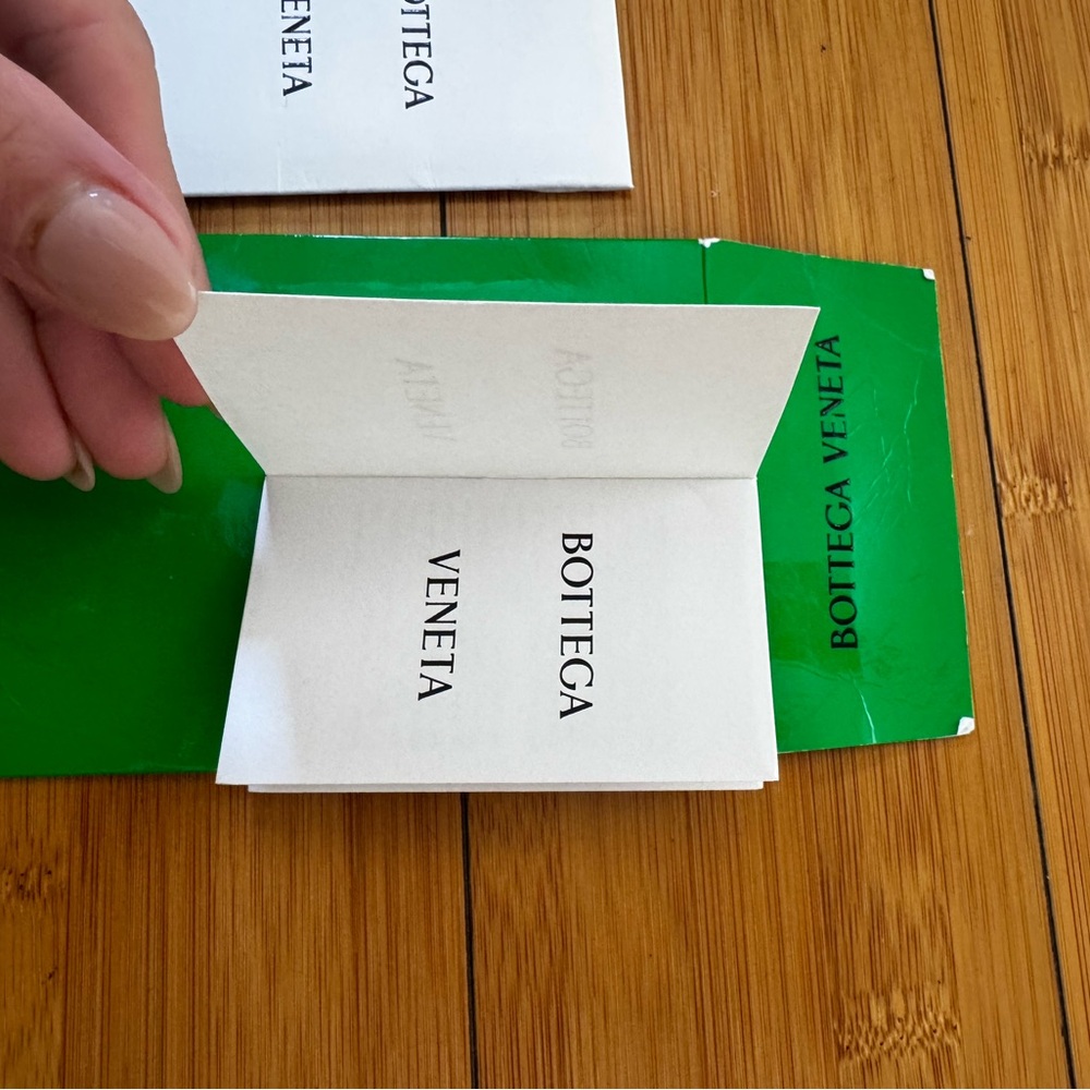 BOTTEGA VENETA BAG - GREAT CONDITION - Picture 9 of 12